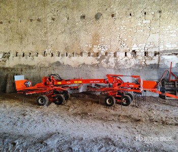 2012 Kuhn GA 6002 6 m Semi-Mount 2 Rotor Hay Rake