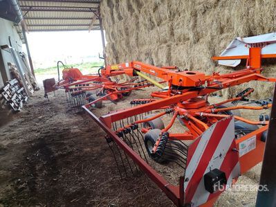 2005 Kuhn GA 6522 6.5 m Semi-Mount 2 Rotor Hay Rake