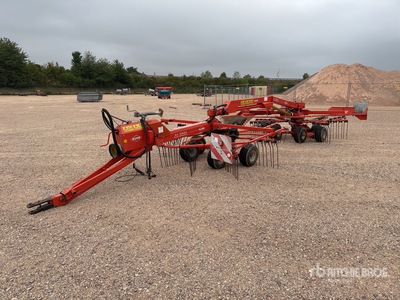 2005 Kuhn GA 6522 6.5 m Semi-Mount 2 Rotor Hay Rake