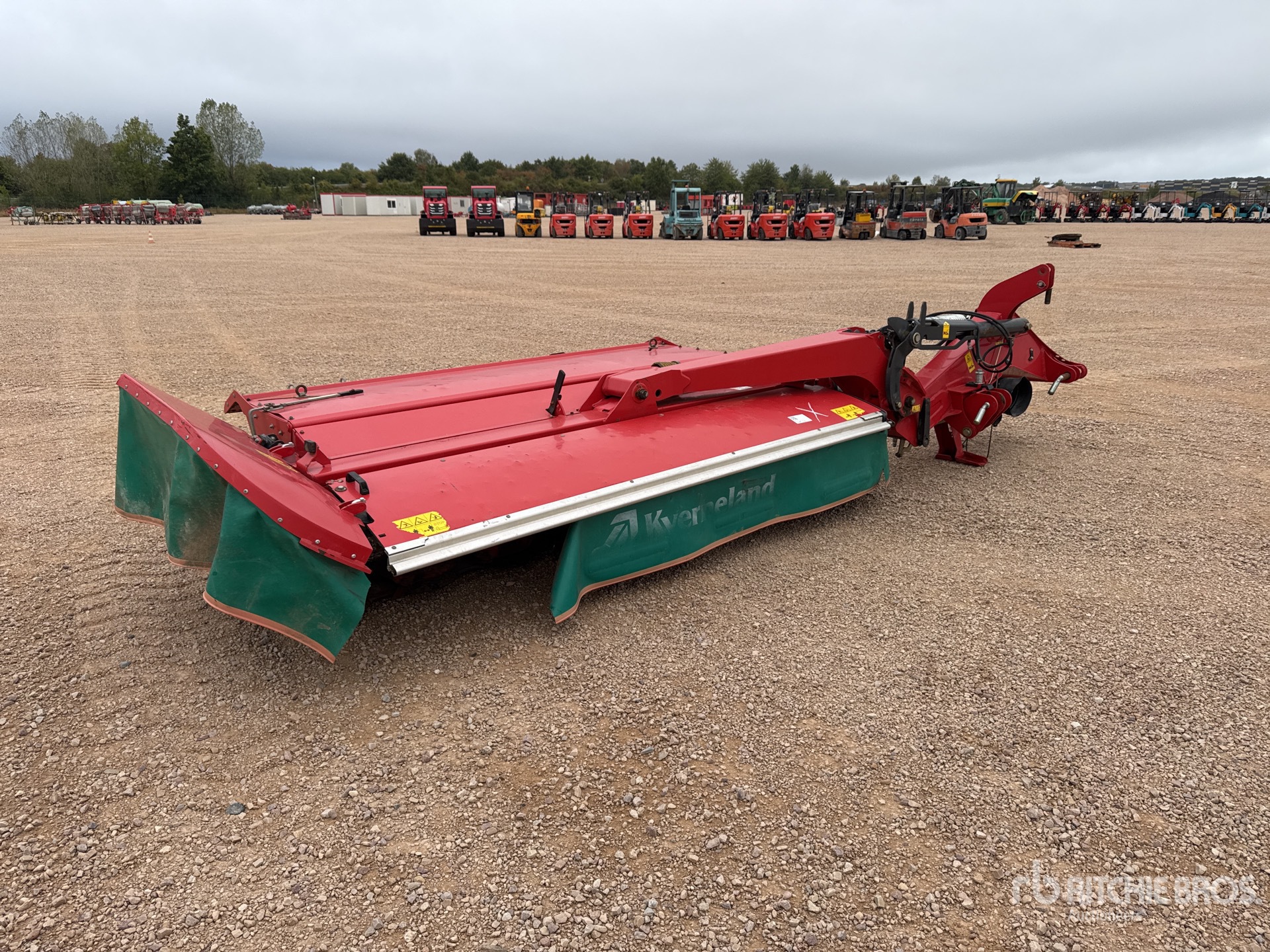 2015 Kverneland 3232 MN 3200 mm 3-Point Hitch Segadora de disco