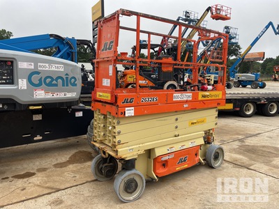 2018 JLG 2632ES Electric Scissor Lift