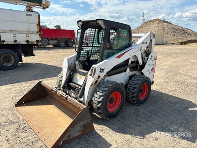 2018 Bobcat S650 Two-Speed Chargeuse à direction à glissement