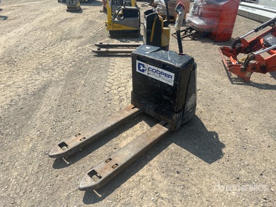 2018 Crown WP3035-45 4500 lb Electric Pallet Jack