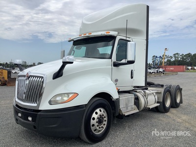 2019 International LT625 6x4 تراكتور شاحنة نهارية (ثنائية المحور)