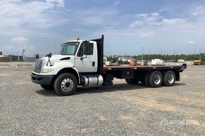 2017 International 4400 6x4 Flatbed Truck