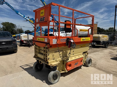 2016 JLG 2646ES Electric Scissor Lift