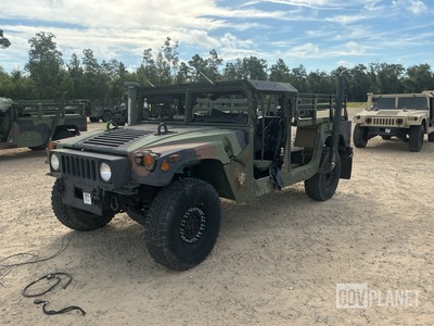 AM General M1152A1B2FK5 HMMWV 2 Door Hard Top w/Truck Body