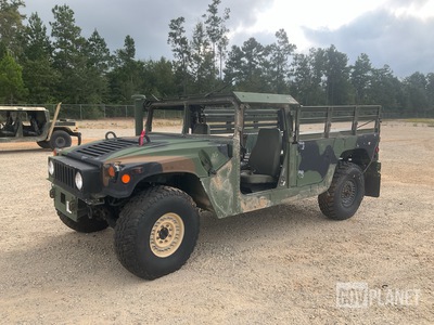 AM General M1152A1B2FK5 HMMWV 2 Door Hard Top w/Truck Body