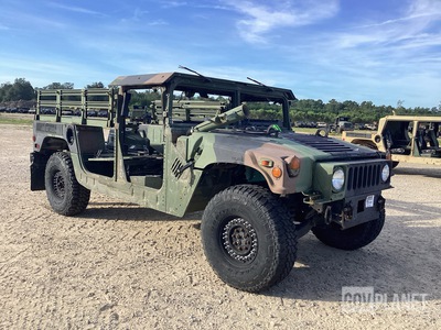 AM General M1152A1B2FK5 HMMWV 2 Door Hard Top w/Truck Body