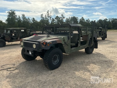AM General M1152A1B2FK5 HMMWV 2 Door Hard Top w/Truck Body