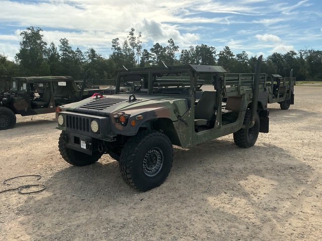 AM General M1152A1B2FK5 HMMWV 2 Door Hard Top w/Truck Body
