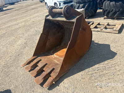 1994 NYE EX300-2 44 in Digging Excavator Bucket