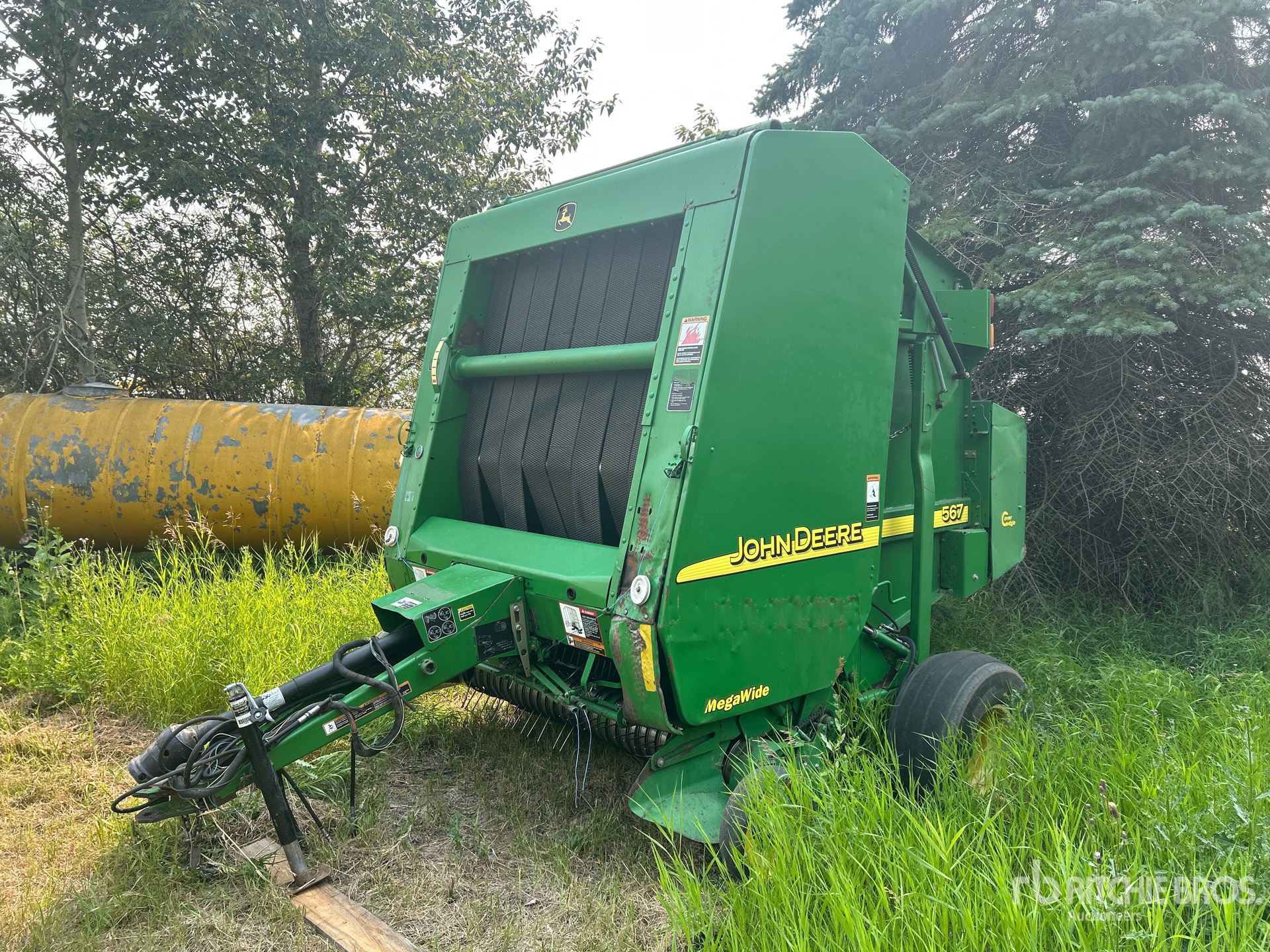 2003 John Deere 567 Round Baler