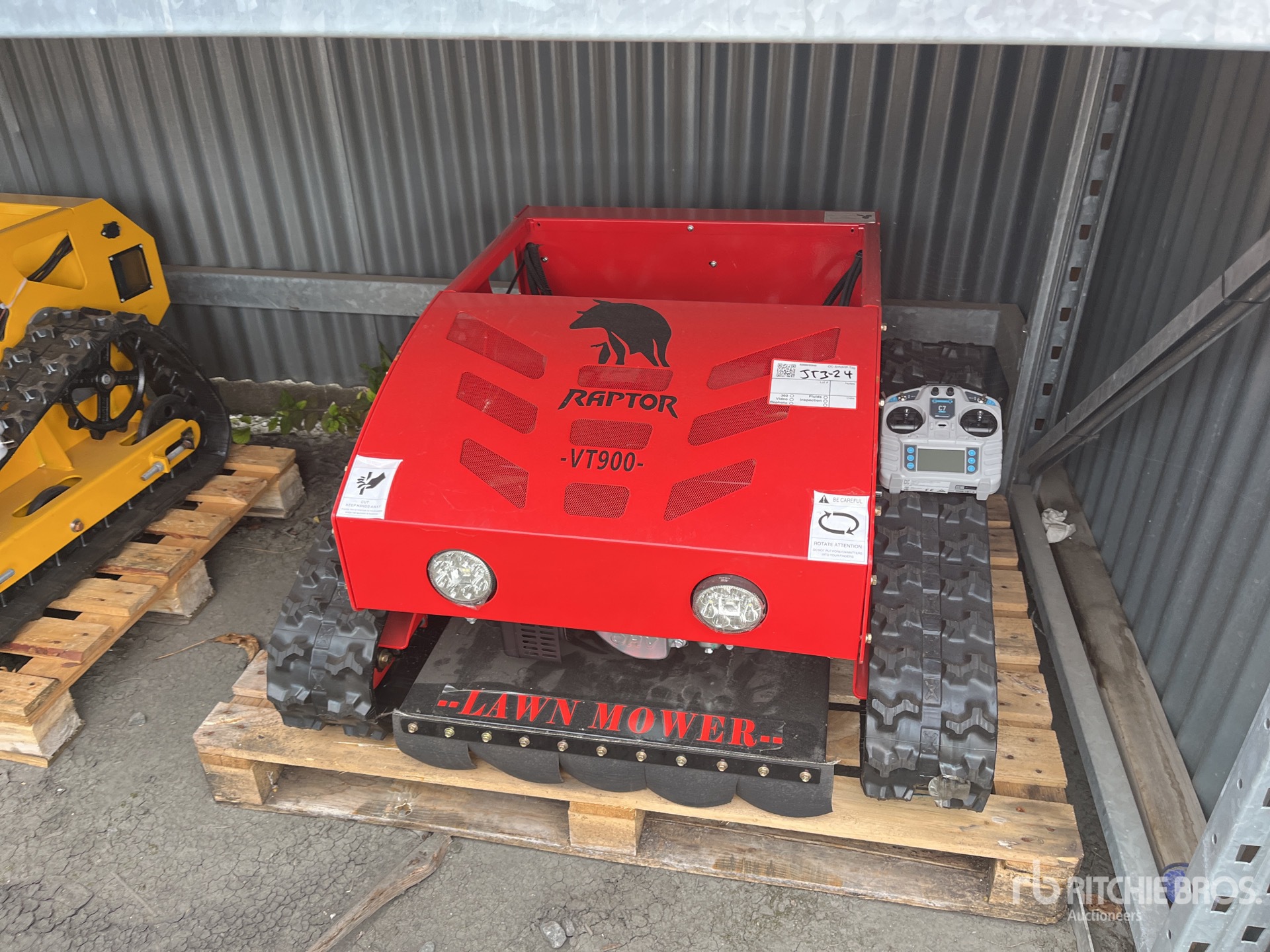 Raptor VT900 Lawn Mower (Unused)