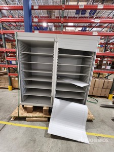 Roam 4 Compartment Supply Cart Aluminum w/ Roll-Top Doors Vehículo de Trabajo
