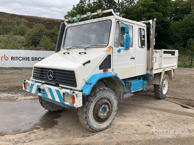 Mercedes-Benz Unimog 4x4. Service Truck
