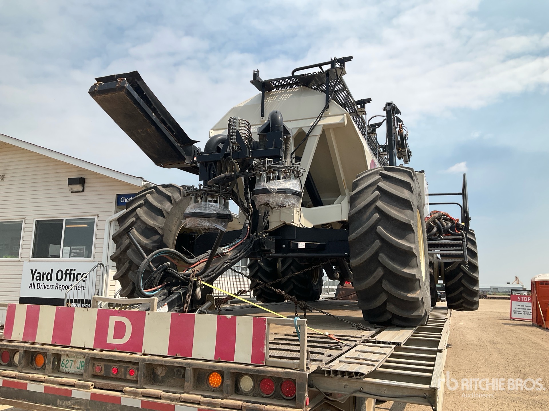 2014 Bourgault 7950 عربة هوائية