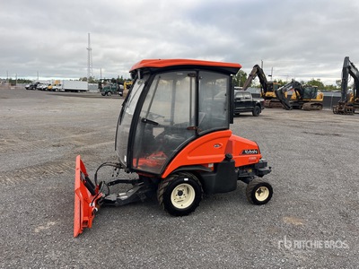 2021 Kubota F2690 60" blade 市営トラクター