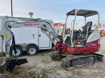 2022 Takeuchi TB230 Mini Excavadora