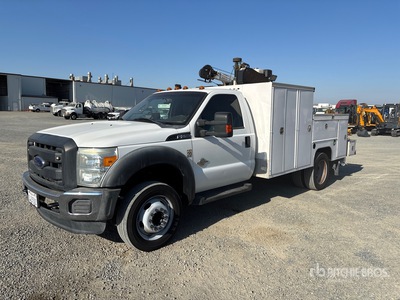 2015 Ford F-550 4x2 Service Truck
