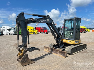2013 John Deere 50G Mini Excavadora