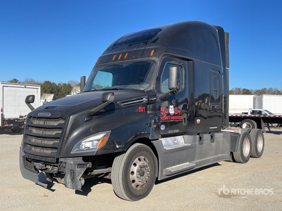 2018 Freightliner Cascadia 126 6x4 T/A Sleeper Truck Tractor