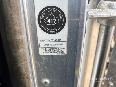 Straight Boom on 2016 Kenworth T800 8x6 Kranwägen