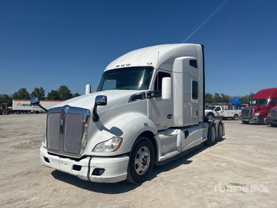 2020 Kenworth T680 6x4 Cabeza Tractora Cabina Dormitorio