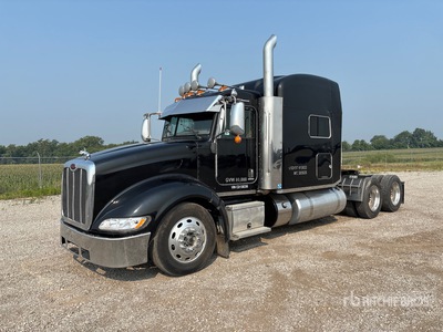 2013 Peterbilt 386 6x4 Tracteur Routier Couchette