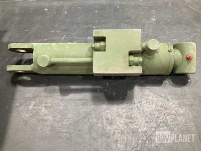 Iowa Mold Tooling 71412635 Linear Actuating Cylinder