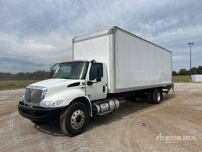 2020 International MV607 4x2 Van Truck