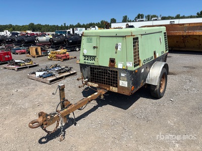 2012 Sullair 225HD 225 cfm Mobile S/A Air Compressor (Inoperable)