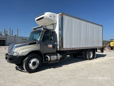 2019 International 4300 4x2 Refrigerated Truck