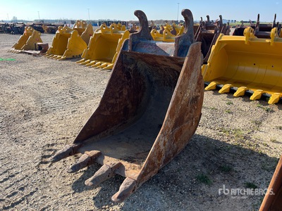 CWS 35 in Q/C Digging Excavator Bucket - Fits Hitachi 230-300
