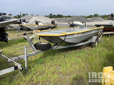 2003 Polar Kraft 18" Open Skiff 18 ft قارب العمل w/ Magic Tilt Trailer
