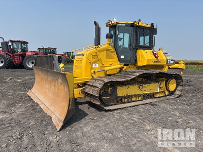 Komatsu D71PX-24 جرافة مجنزرة