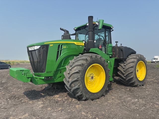 2024 John Deere 9R 640 Scraper Tractor