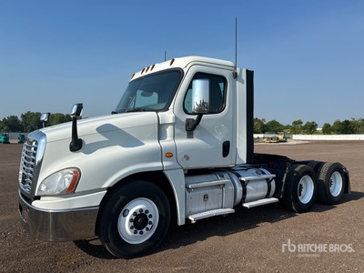 2017 Freightliner Cascadia 125 6x4 Ciągnik siodłowy T/A z kabiną dzienną