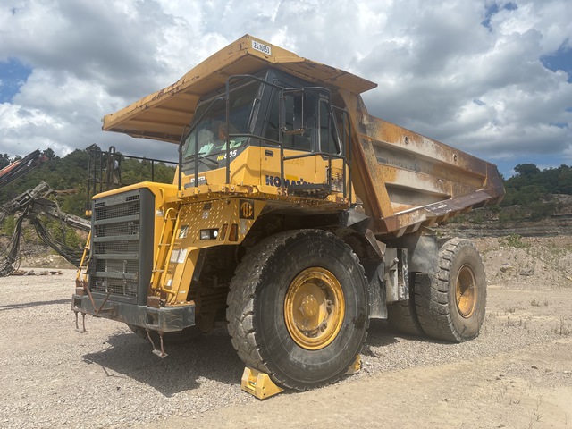 2005 Komatsu HD605-7