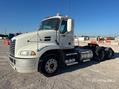 2014 Mack CXU613 6x4 Cabeza Tractora Cabina Corta