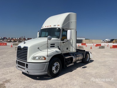 2014 Mack CXU612 4x2 S/A Day Cab Truck Tractor