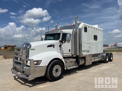 2014 Kenworth T660 6x4 T/A Sleeper Truck Tractor