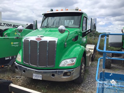 2019 Peterbilt 579 6x4 Ciągnik siodłowy T/A z kabiną dzienną