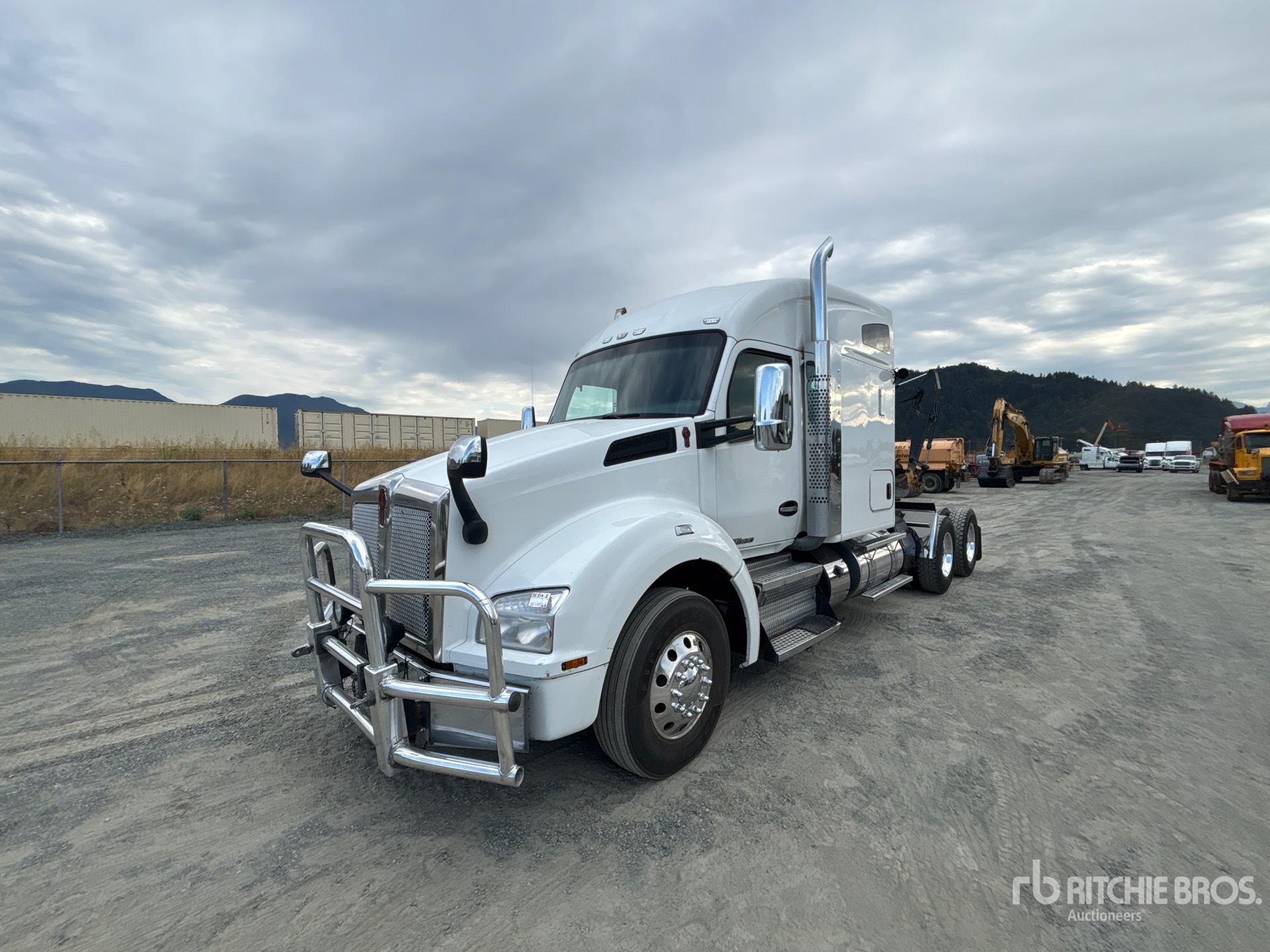 2021 Kenworth T880 6x4 Tracteur routier couchette