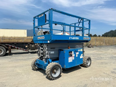 Genie GS-4069 4x4 Electric Scissor Lift