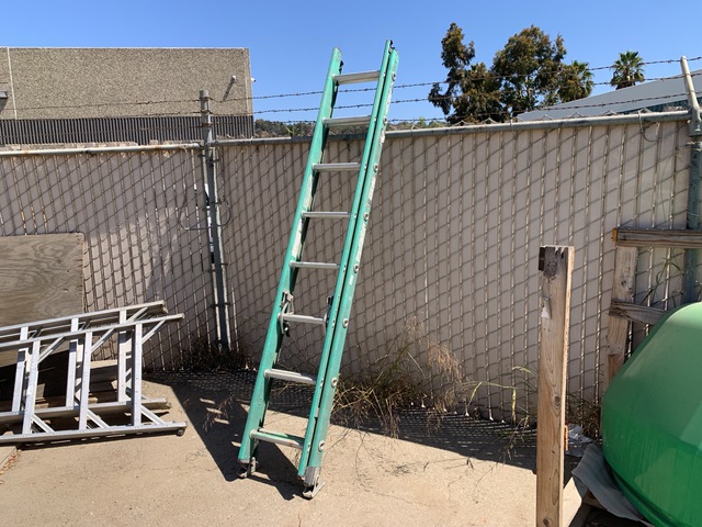 Werner 8 ft Fiberglass Extension Ladder