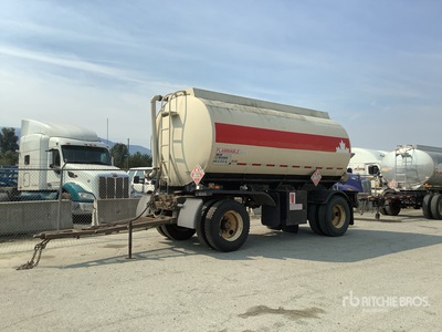 1986 Fruehauf T/A Tanker Trailer