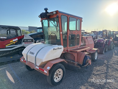 2005 Broce RJ350 Self-Propelled Broom