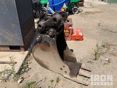 Cat 12 in Q/C Digging دلو حفارة - Fits Cat Mini Excavator