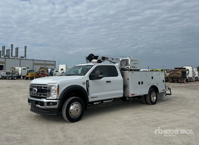 2025 Ford F-550 4x4 Extended Cab Camion de servicios
